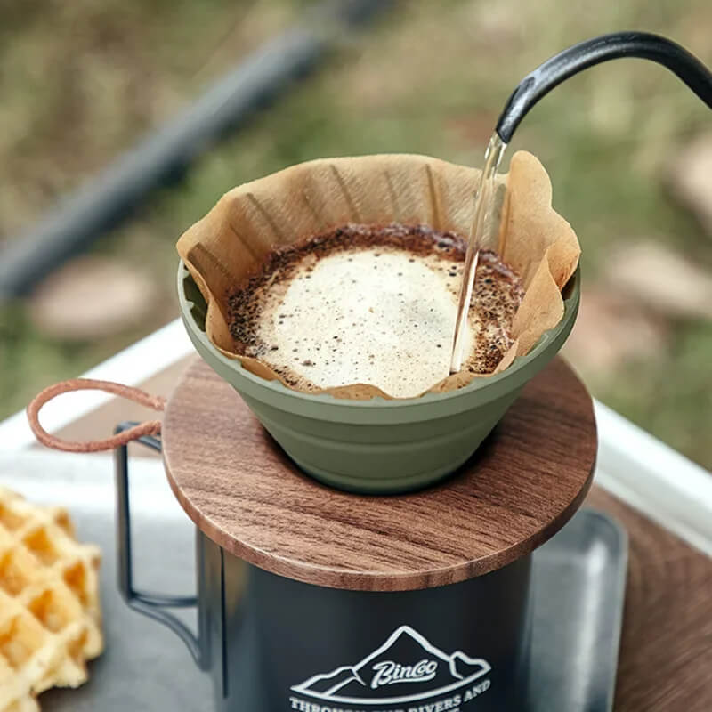 Foldable V60 Coffee Dripper with Handmade Wooden Stand